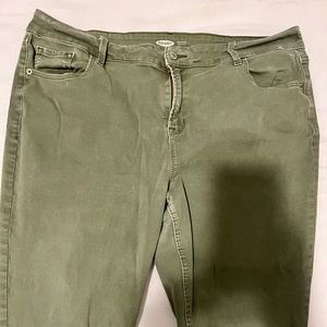 Green Old Navy Rockstar Jeans